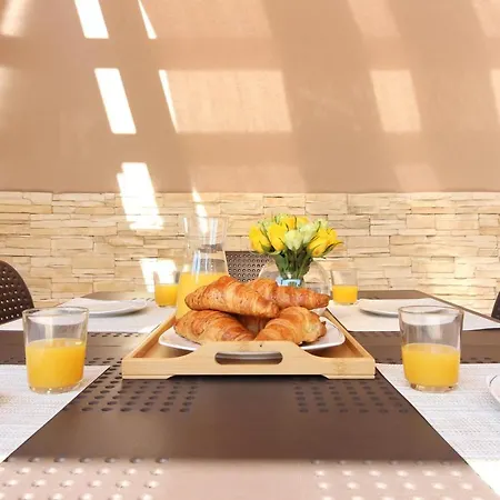 Beautiful Magnifica With Private Pool In