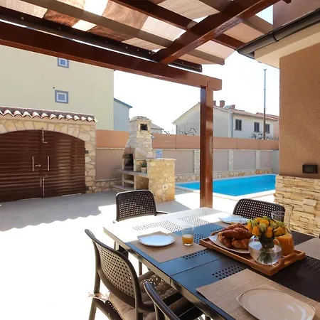 Willa Beautiful Magnifica With Private Pool In *