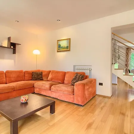 Beautiful Magnifica With Private Pool In Willa