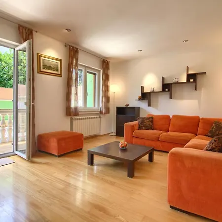 Beautiful Magnifica With Private Pool In * Pola