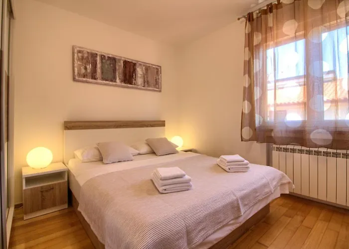 Beautiful Magnifica With Private Pool In Pula