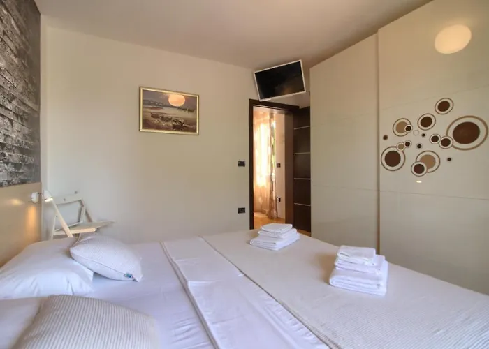 Beautiful Magnifica With Private Pool In Villa *