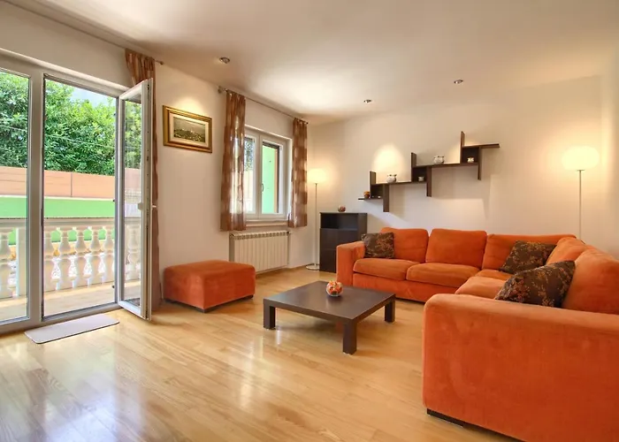 Beautiful Magnifica With Private Pool In * 풀라