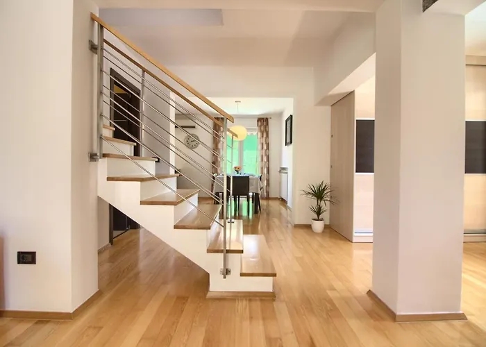 Beautiful Magnifica With Private Pool In Villa Pula