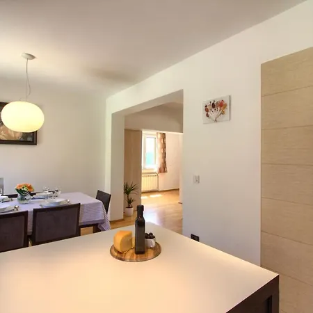 Beautiful Magnifica With Private Pool In Villa Pula