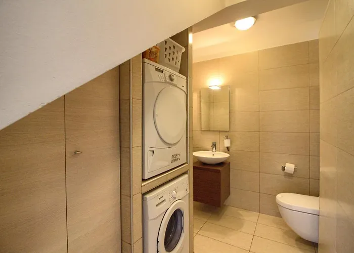 Beautiful Magnifica With Private Pool In *